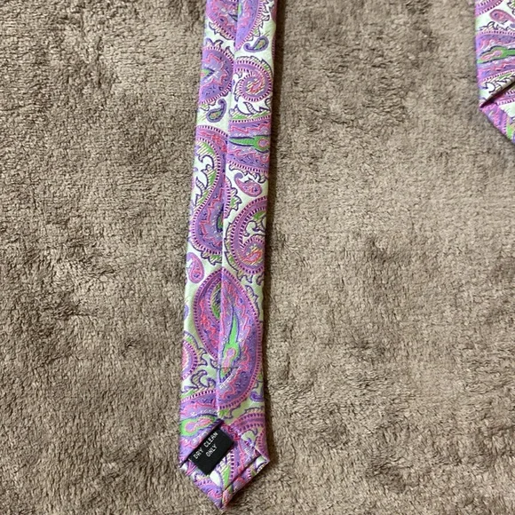 Lord R Colton men’s paisley tie multi colored